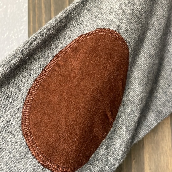 Left On Houston Cardigan - Picture 5 of 7